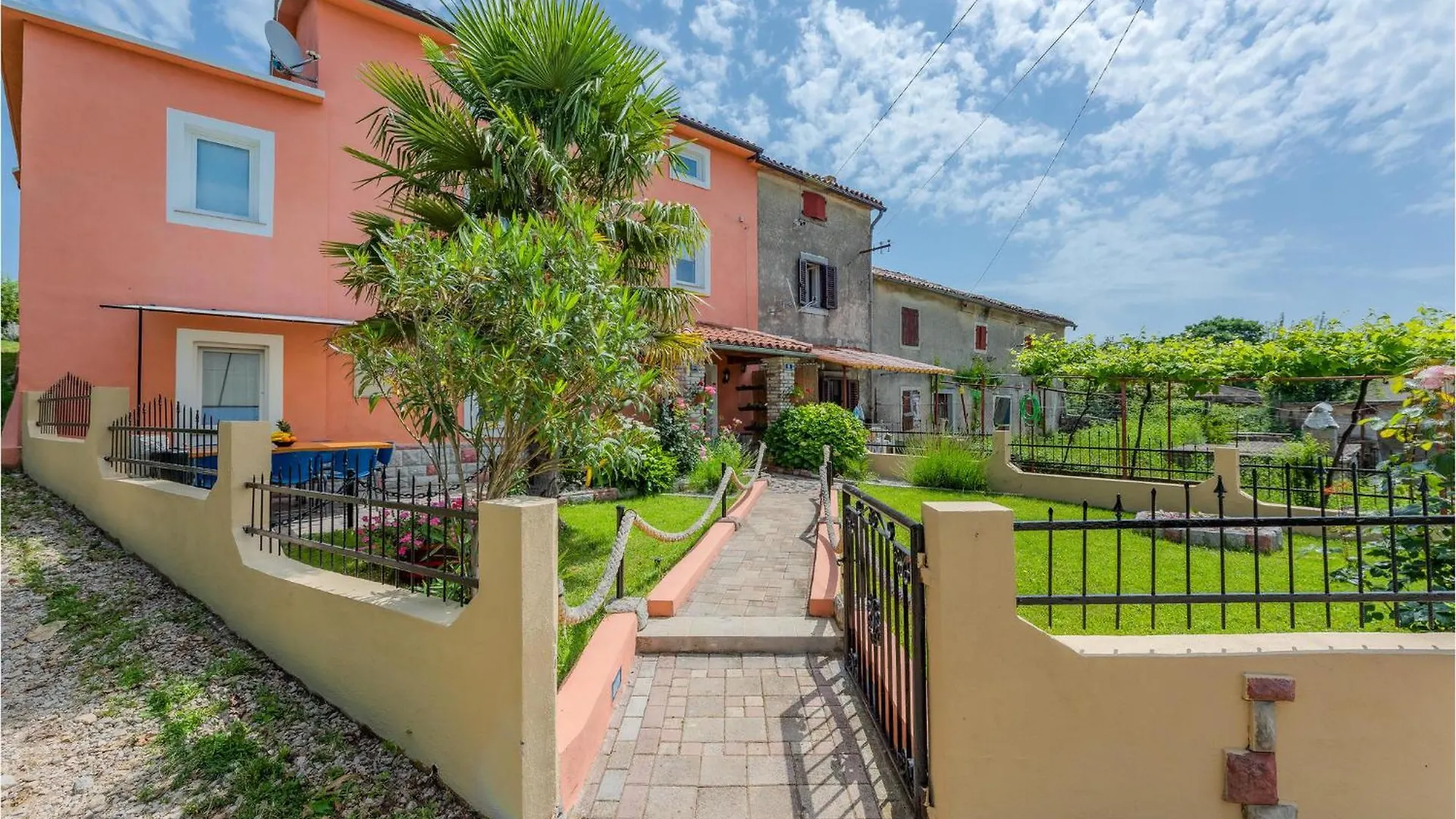 Stunning Home In Labin With Wifi Labin (Istria)
